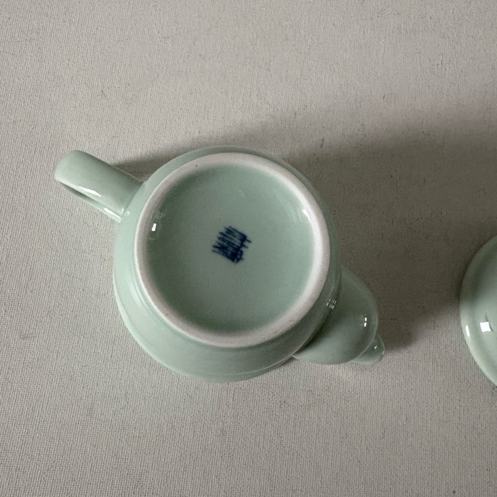 Hand Painted One Person Teapot with Blue Swimming Fish Design - Picture 9 of 11